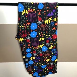 Lularoe TC Leggings- NWOT